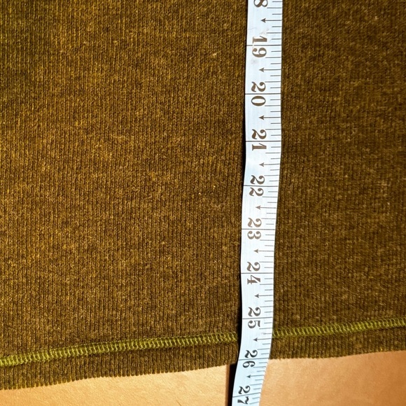 WOOL EXOFICCIO WOOL Donegal V Neck Men’s Sweater Green Size Medium Soft EUC - Picture 11 of 11